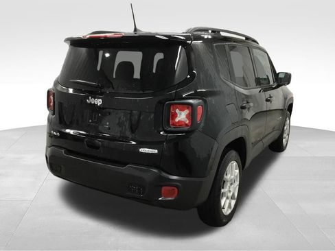 Used 2022 Jeep Renegade Latitude w/ Convenience Group AWD/4WD image 15