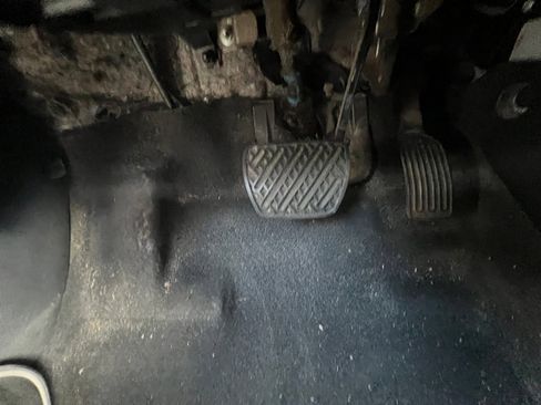 Used 2013 Nissan Leaf SL w/ Premium Pkg image 23