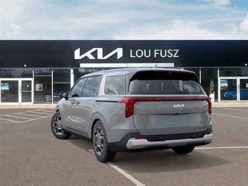 New 2026 Kia Carnival EX FWD image 4