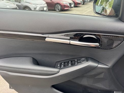 Used 2025 Kia Seltos S image 20