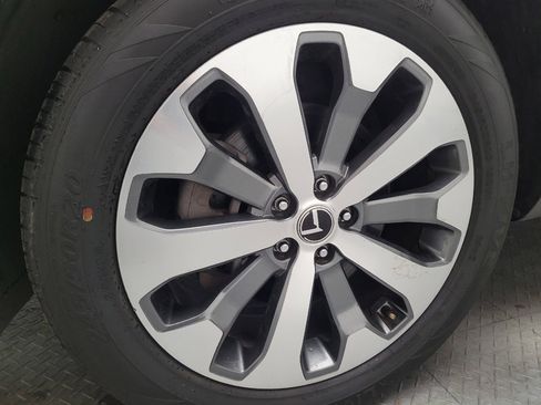 Used 2020 Kia Telluride S w/ S 8 Passenger Seating Package FWD image 31