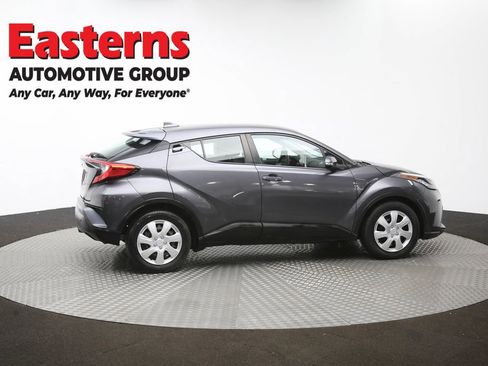 Used 2020 Toyota C-HR LE image 43