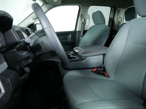 Used 2018 RAM 1500 Express w/ Express Value Package image 15