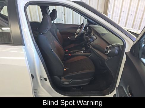 Used 2024 Nissan Kicks SR FWD image 6