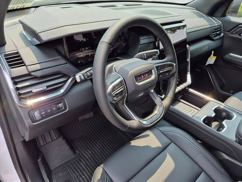 New 2026 GMC Acadia Elevation w/ Elevation Premium Package AWD/4WD image 3