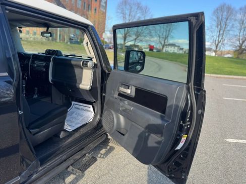 Used 2008 Toyota FJ Cruiser 4WD image 15