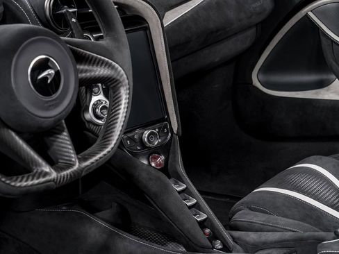Used 2021 McLaren 765LT image 18