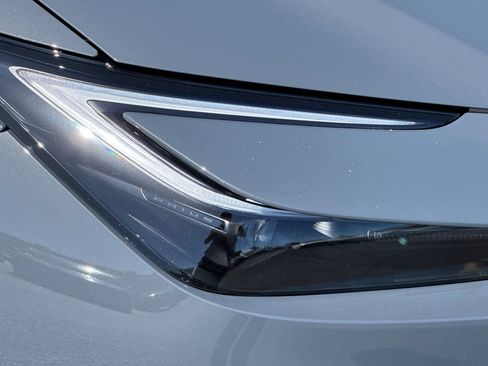 New 2026 Toyota Prius Plug-In Hybrid FWD image 31