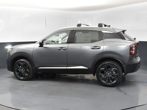 New 2026 Nissan Kicks SR w/ Illumination Package FWD image 4