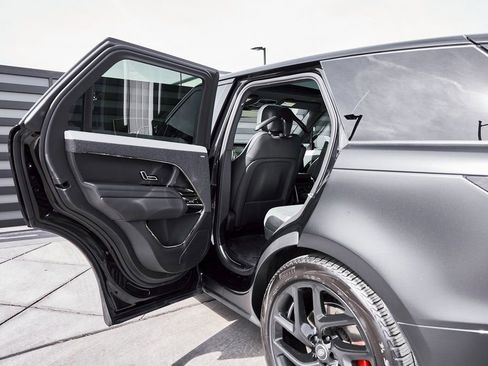 Used 2025 Land Rover Range Rover Sport Dynamic SE AWD/4WD image 26