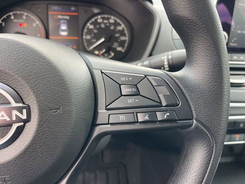 Used 2025 Nissan Altima 2.5 S image 17