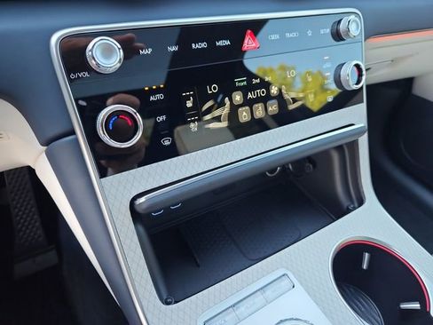 New 2026 Genesis GV80 3.5T Prestige image 17