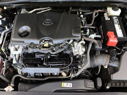 Used 2024 Toyota Camry LE AWD/4WD image 22