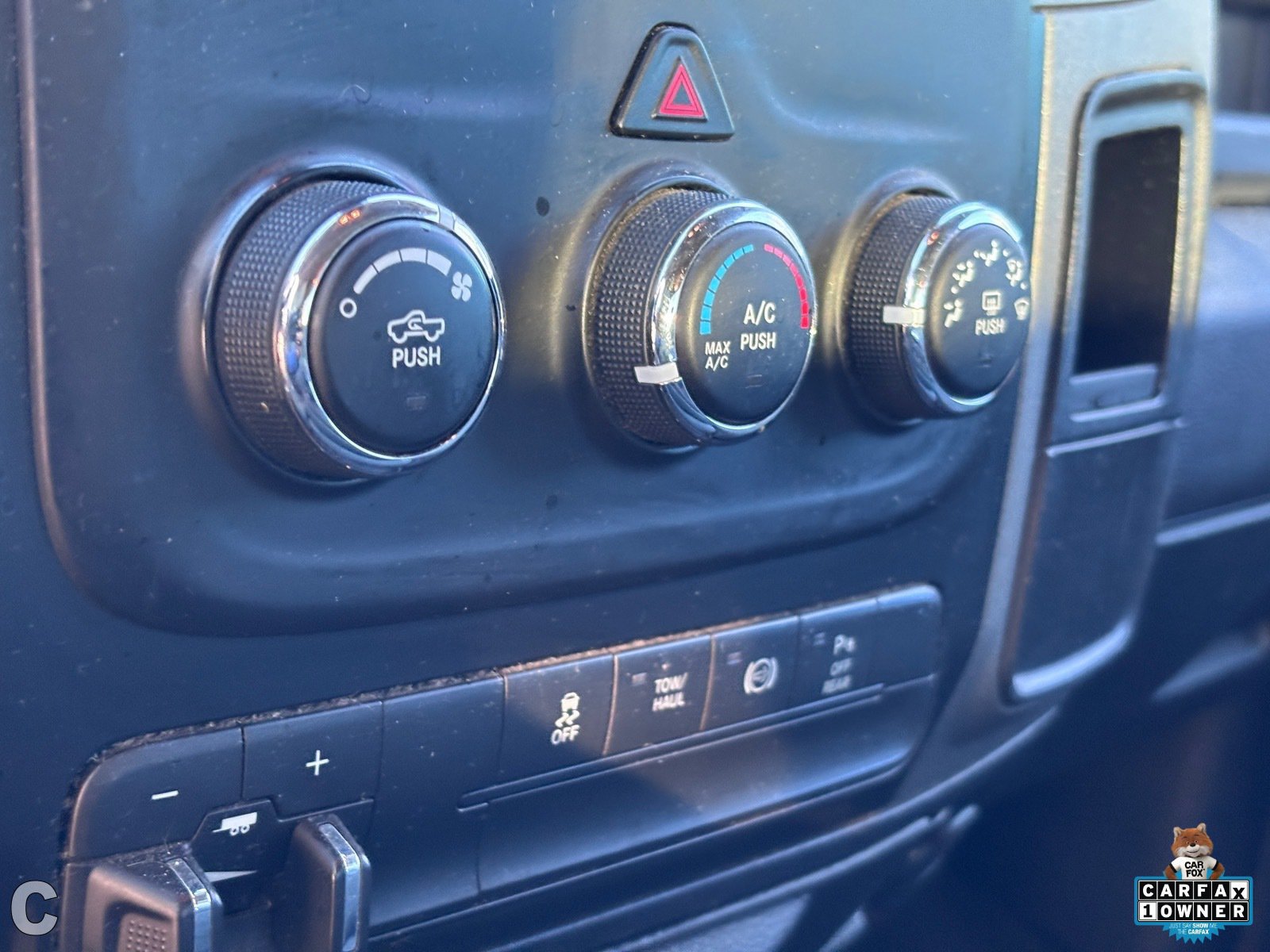 Used 2018 RAM 2500 Tradesman w/ Chrome Appearance Group AWD/4WD image 21