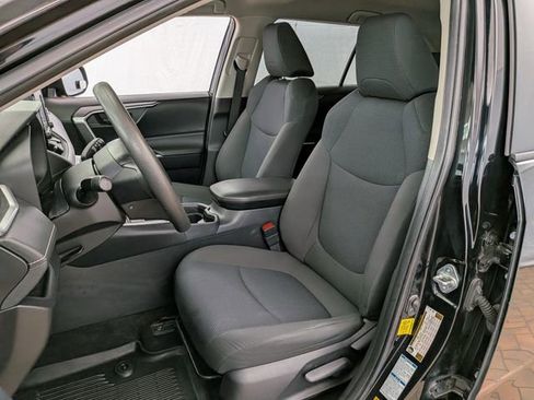 Used 2019 Toyota RAV4 LE w/ All Weather Liner Package AWD/4WD image 12