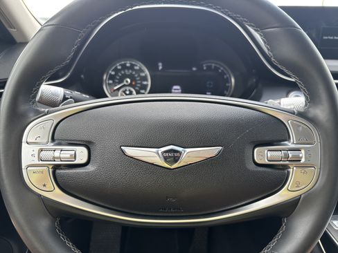 Used 2025 Genesis GV70 2.5T AWD/4WD image 25