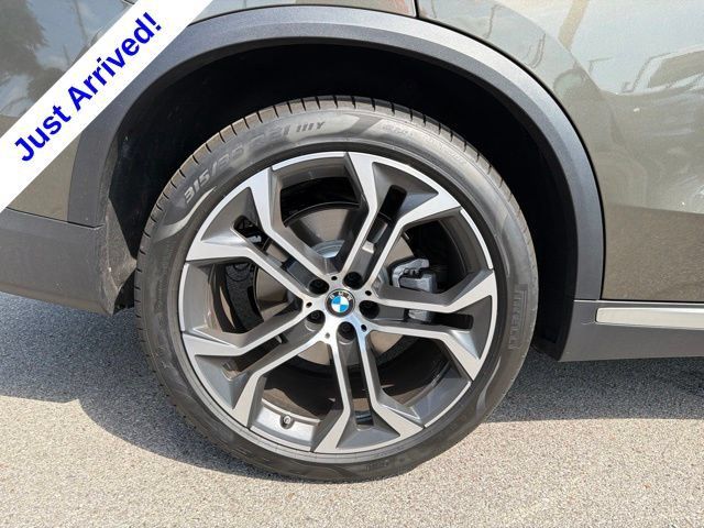 Used 2026 BMW X5 xDrive40i AWD/4WD image 18