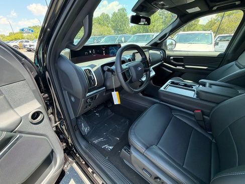 New 2027 Ford Expedition Max Platinum w/ Stealth Appearance Package AWD/4WD image 7