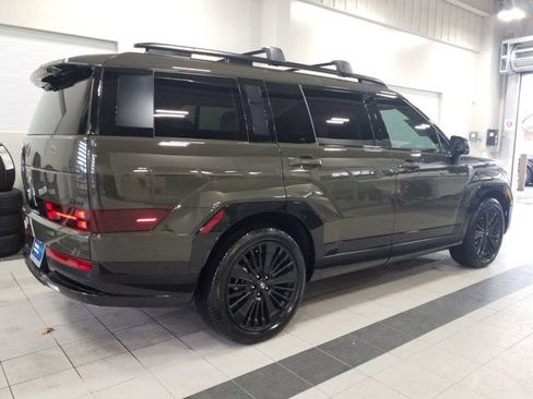 Certified 2025 Hyundai Santa Fe Calligraphy image 19