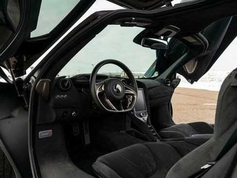 Used 2018 McLaren 720S Performance image 31