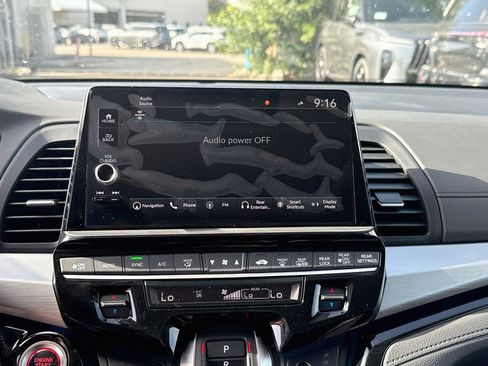 New 2026 Honda Odyssey Touring image 12