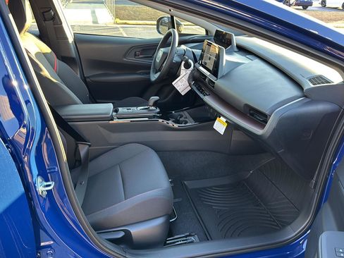 New 2026 Toyota Prius Plug-In Hybrid image 10