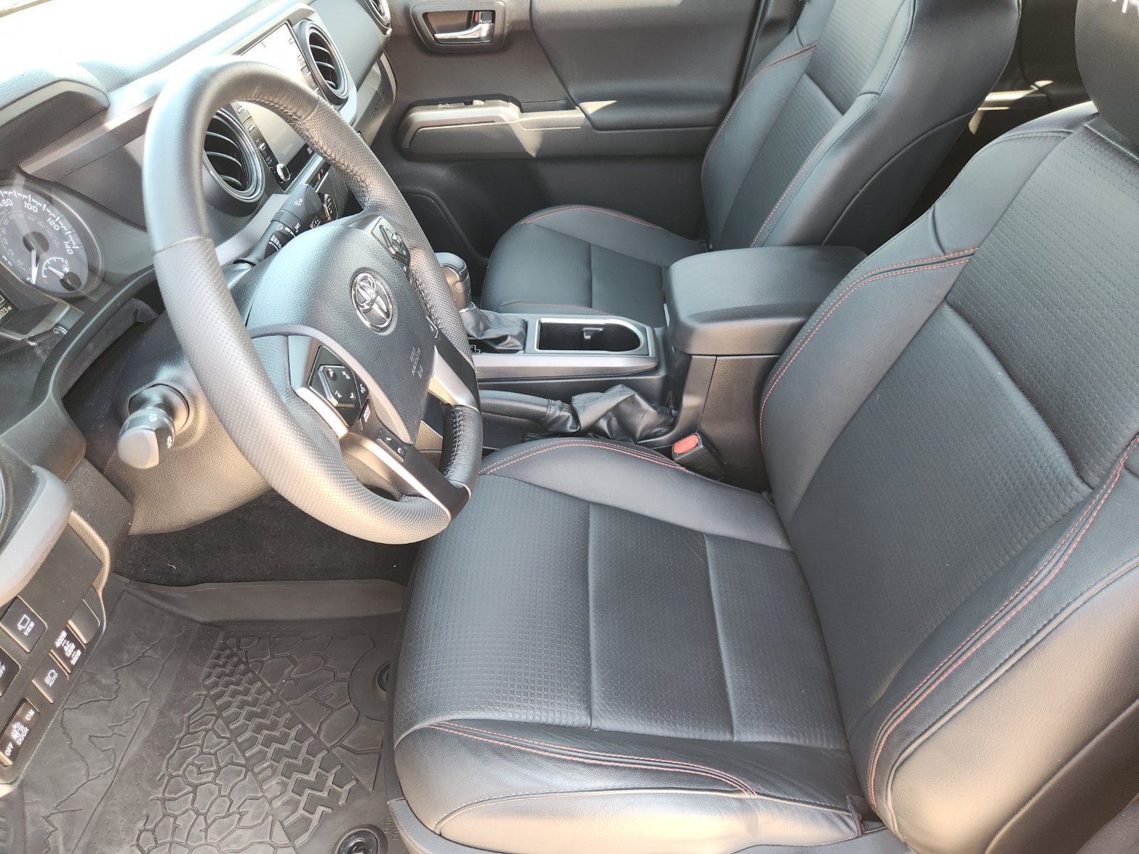 Used 2023 Toyota Tacoma TRD Pro AWD/4WD image 16