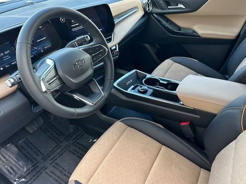 New 2026 Chevrolet Equinox ACTIV w/ Convenience Package III AWD/4WD image 13