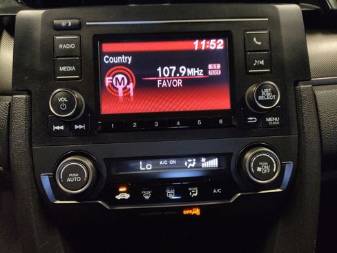 Used 2020 Honda Civic LX image 25