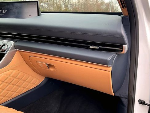 Used 2024 Genesis GV80 3.5T AWD/4WD image 13