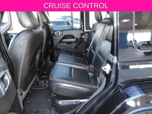 Used 2021 Jeep Wrangler Unlimited Sahara image 17