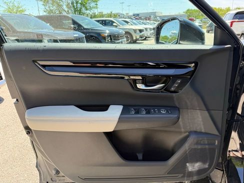 Used 2025 Honda CR-V EX-L image 7