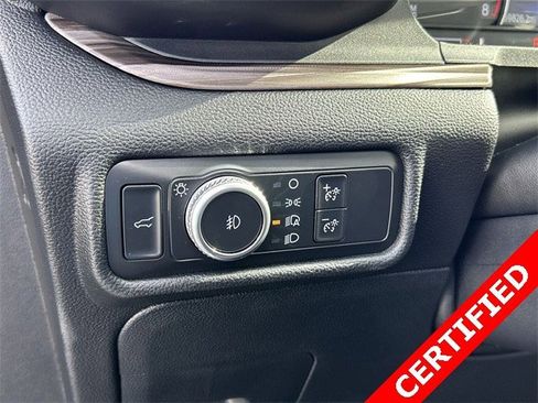 Used 2021 Ford Explorer Limited w/ Equipment Group 301A image 17