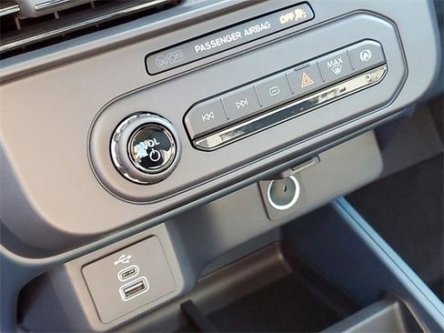 New 2025 Ford Maverick XL w/ 4K Tow Package image 18