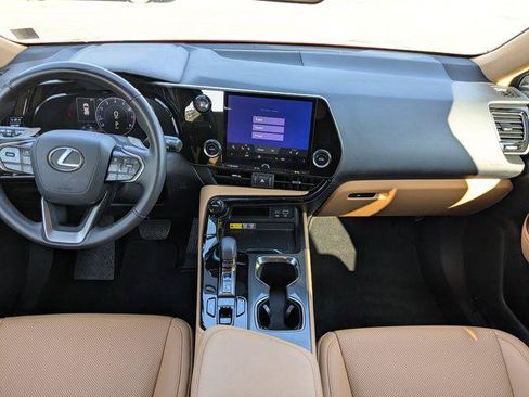 Used 2025 Lexus NX 250 FWD w/ Towing Package (2000 Lbs) image 15