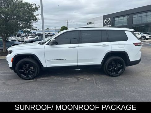 Used 2023 Jeep Grand Cherokee L Laredo AWD/4WD image 2