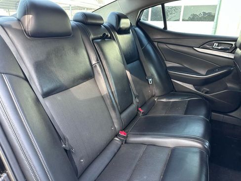 Used 2017 Nissan Maxima 3.5 SL image 23