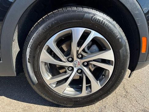 Used 2023 Buick Envision Essence FWD image 31