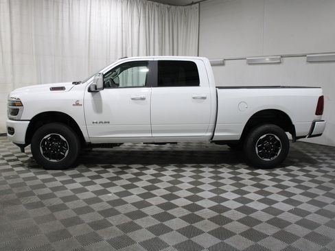 New 2025 RAM 2500 Laramie image 39