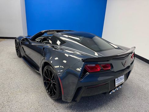 Used 2019 Chevrolet Corvette Grand Sport RWD image 11