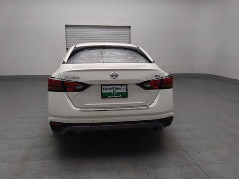 Used 2020 Nissan Altima 2.5 SR w/ Premium Package image 6