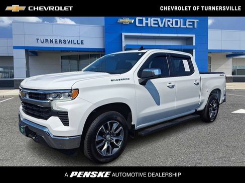 Certified 2024 Chevrolet Silverado 1500 LT AWD/4WD image 1