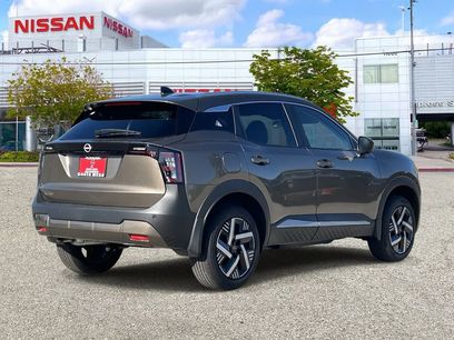 New 2026 Nissan Kicks SV
