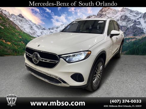Used 2025 Mercedes-Benz GLC 300 image 21