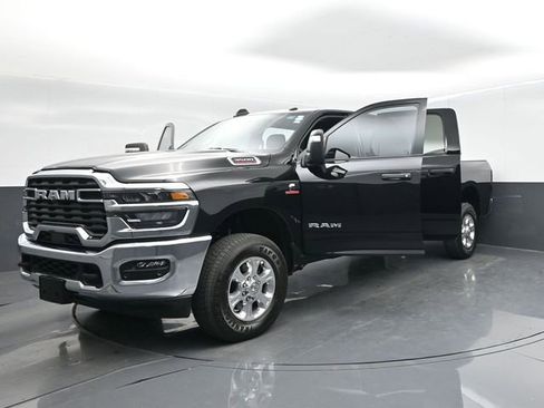 Used 2025 RAM 3500 Big Horn AWD/4WD image 62