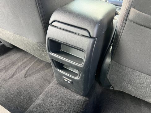 Used 2019 Nissan Sentra SR image 27