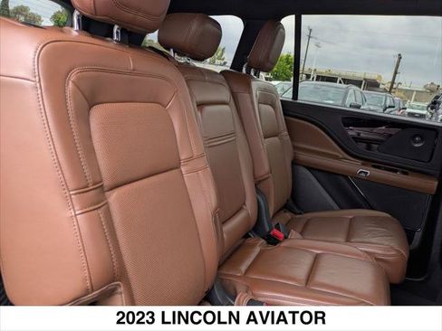 Certified 2023 Lincoln Aviator Reserve RWD image 24