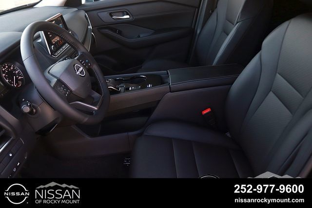 Certified 2026 Nissan Rogue Dark Armor FWD image 12