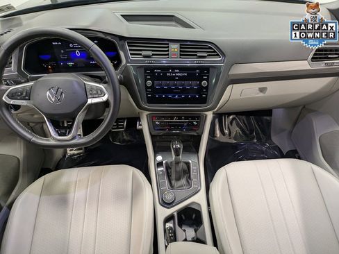 Used 2023 Volkswagen Tiguan SE R-Line image 25