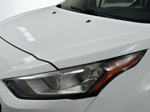 Used 2022 Ford Transit Connect XL image 11